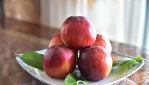 人要长寿,多吃3种食物,养肝护肝,软化血管,增强血管弹性