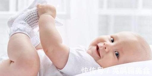 长大|从小穿纸尿裤和把尿长大的宝宝,在两年以后会有哪些不同