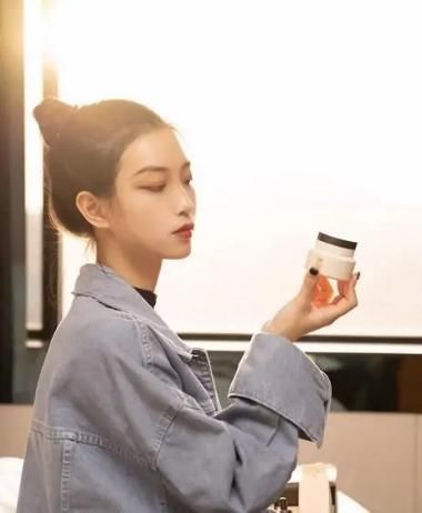 “日系”和“韩系”护肤品如何选?对比这几点区别,你就清楚了!