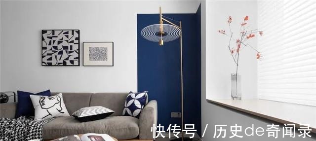 卧室|105㎡的单身公寓,巧用玻璃移门,打造时尚又高级的开放式空间!