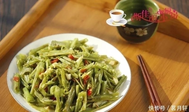 空心菜梗|它是碱性食物,常吃除口臭排宿便肠道畅通了,可惜很多人不知道