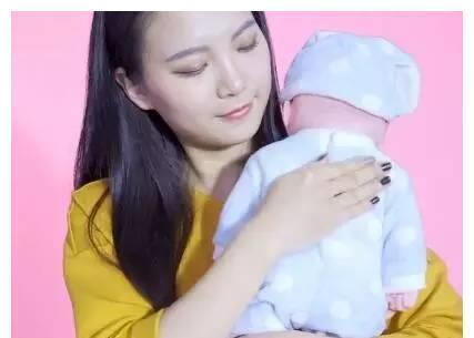 醒来|四招解决:宝宝吐奶、吃奶打挺、睡不安稳哼哼唧唧