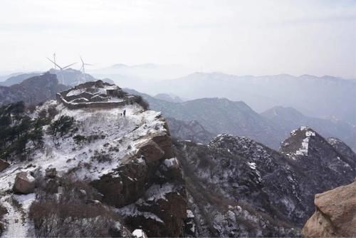 在线|临猗在线粉丝们又征服了一座雪山～汤王山之颠