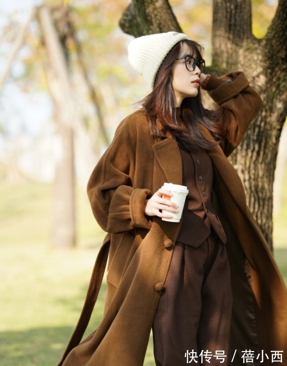大地色|又到了穿“大衣”的季节,来瞧瞧今年流行的“大地色”,优雅极了