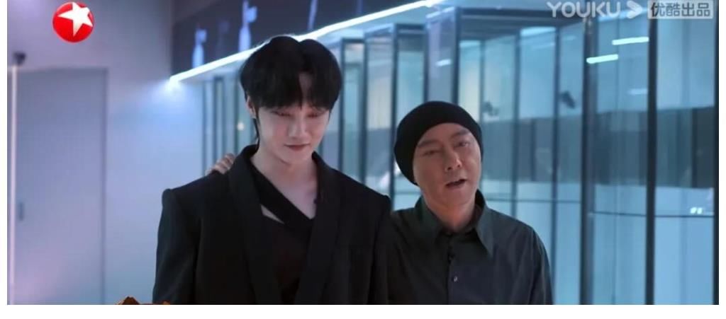 逐光而行、涅槃重生,《追光吧!》解码“男艺人进化论”