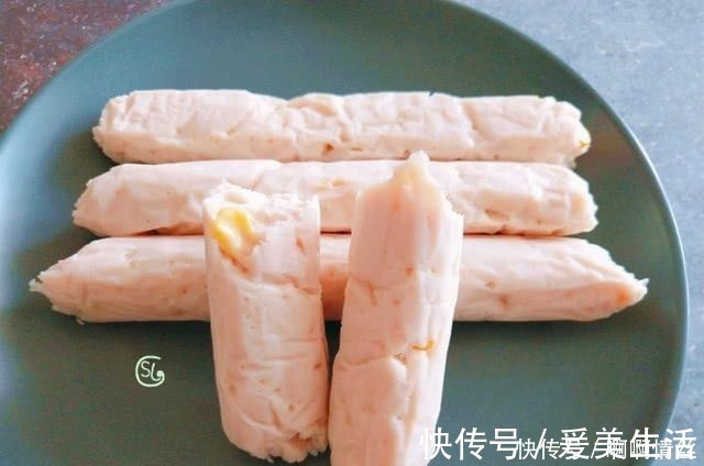 鸡胸肉|香肠别买了,在家自己做,不用肠衣不用模具,鲜嫩弹牙,孩子爱吃
