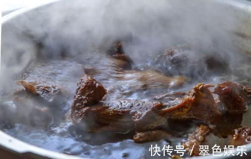 过年做卤肉时，记住“5放2不加”不管啥肉，卤好的肉又香又入味