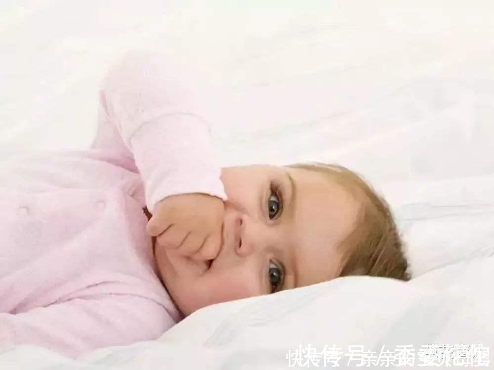 宝宝|女孩因发量惊人走红,一头乌黑靓丽的头发让网友表示很羡慕