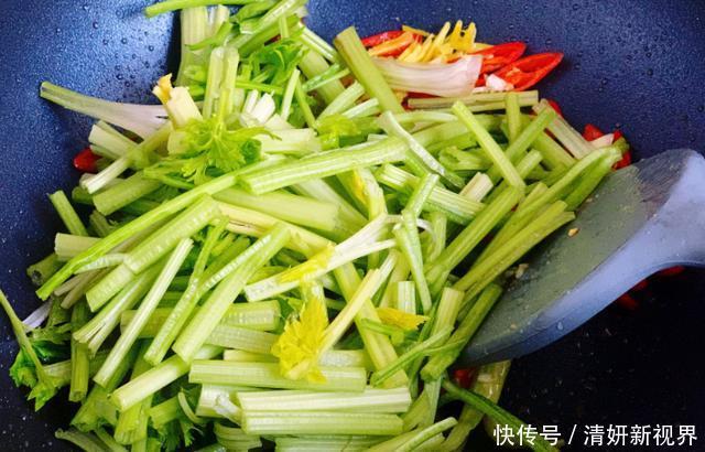 窍门|腌牛肉时掌握2点窍门,炒出的牛肉滑又嫩,让你越吃越上瘾