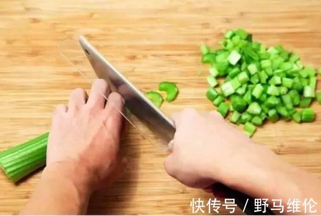 厨房难清理?学会这招,从此告别脏兮兮!