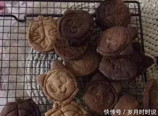 网友晒烘焙失败案例,保准谁看谁笑