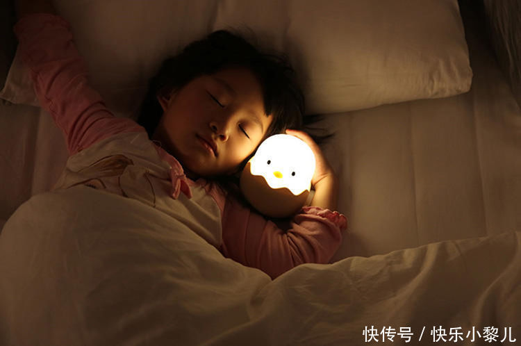 老人|老人常说“睡一觉,长一寸”,贪睡宝宝长得高?需远离错误睡姿