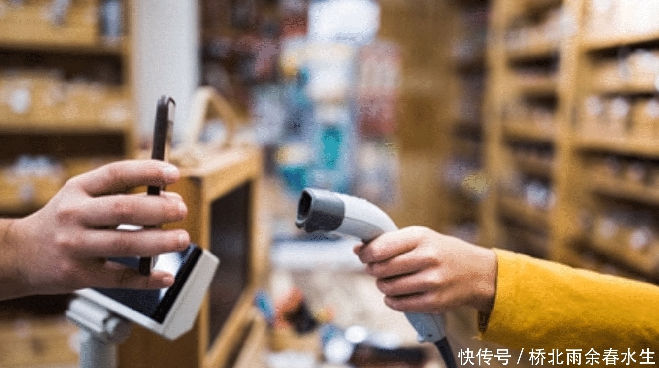 日本的钱叫“日元”, 那人民币在国外被称为什么? 听后忍住不笑了