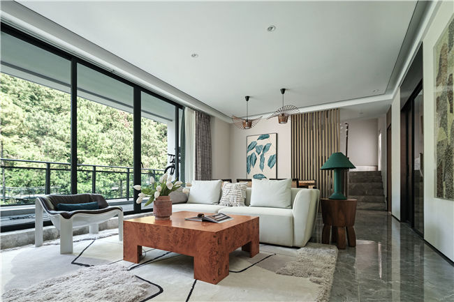 万物生长&华墨国际丨安然于山水之间，自在同万物生长