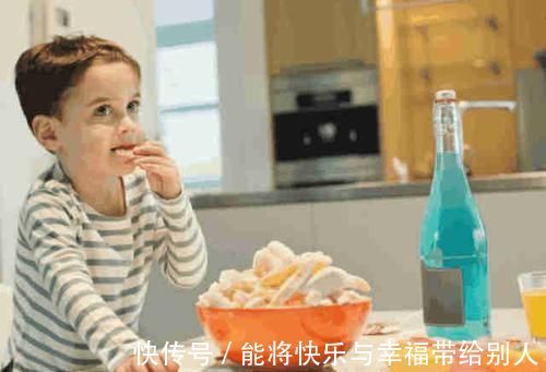 妈妈的错|孩子总是比别的孩子矮半截, 原来都是因为妈妈的错, 好妈妈赶紧改正