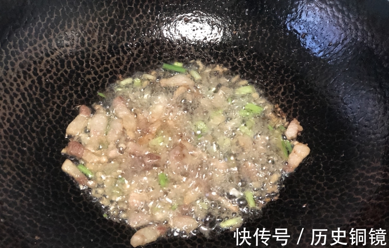 湯面|豫北農村常吃的一碗面，用料簡單實在，湯濃味美，比燴面好吃多了