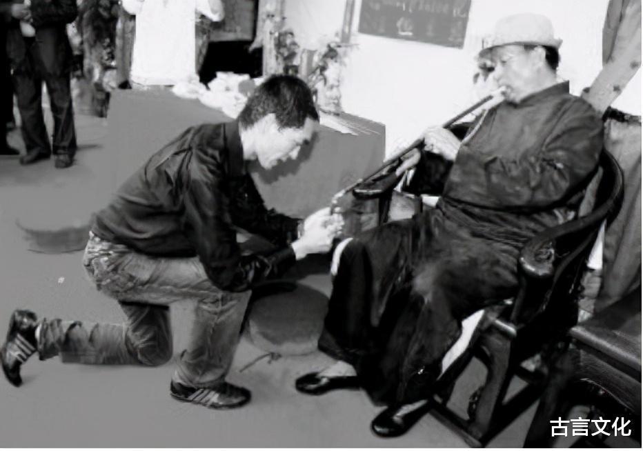 古人为啥说“人穷不省三钱,没钱不串三门”这里的“三”指什么
