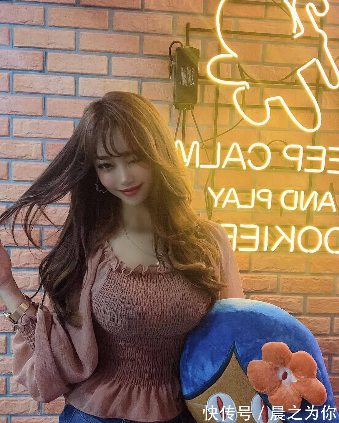 韩国|爱运动的韩国气质网红,称健身就是为了更好的享受美食!