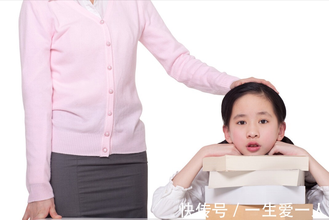 交易|“你听话妈妈就给你买糖吃”,愚蠢的家长,就是这样跟孩子谈条件