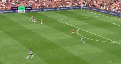 c罗|4-1,曼联成功登顶!C罗疯狂表演:2球刷爆8大纪录,母亲激动落泪