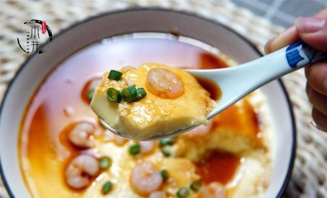 产妇|坐月子的时候别只知道吃鸡蛋,有三种食物产妇尽量多吃,更有利于身体恢复