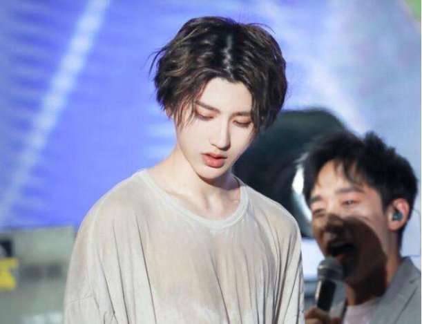 综艺节|流量演员不做假、抗战片不拍神剧、综艺节目脱离剧本,哪个最难?