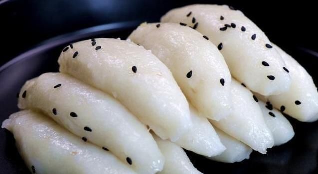 山药不用炖汤了,教你懒人新吃法,不用水不用油,上桌孩子就吃光