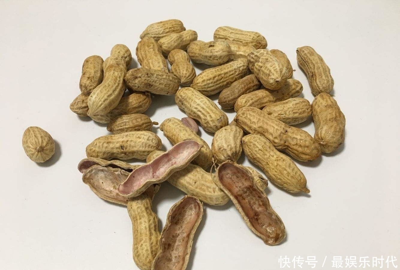 花生壳别再当垃圾扔了,解决了很多常见的烦恼,男女都不可错过