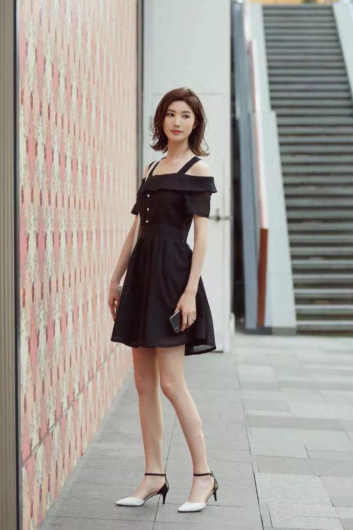 穿搭|街拍：牛仔裤也要用心穿搭，美出时尚感