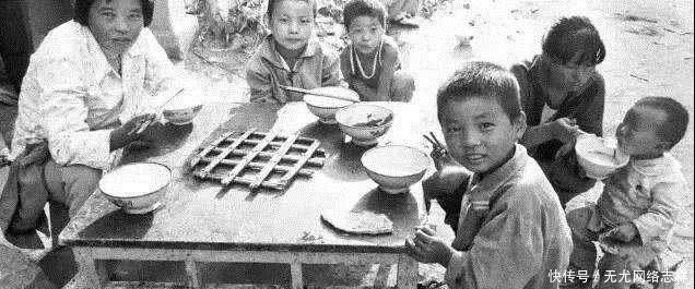 照片|70-00年代的饭菜,6张照片表达的很完美,满满的回忆!