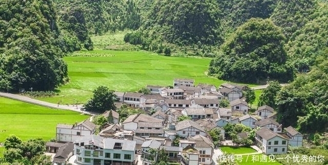 万峰林|这里是中国最令人向往的地方，连徐霞客都曾流连忘返，风景超特色