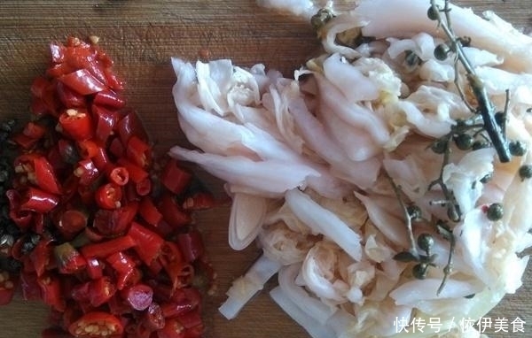 酸菜鱼新做法，好吃到爆，八成正宗，二成创新，没有一点土腥味！