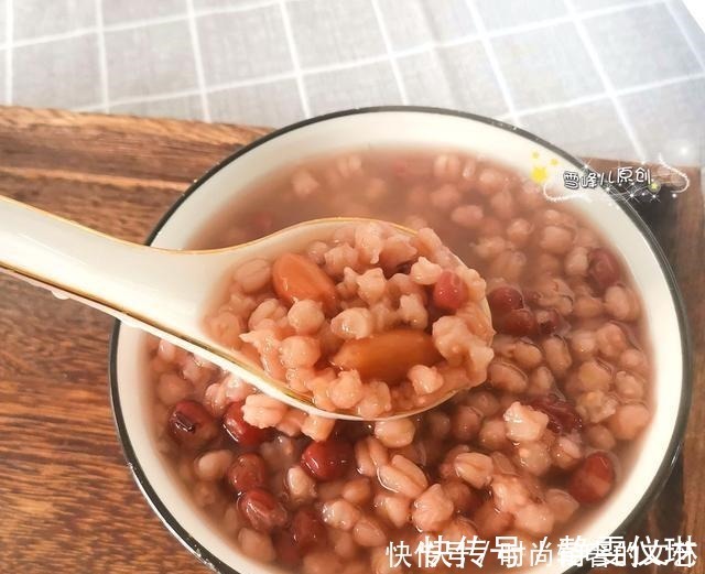 大麦米|入冬后,吃坚果别错过它,熬粥放吃几颗润肺还止咳,多买点慢慢吃