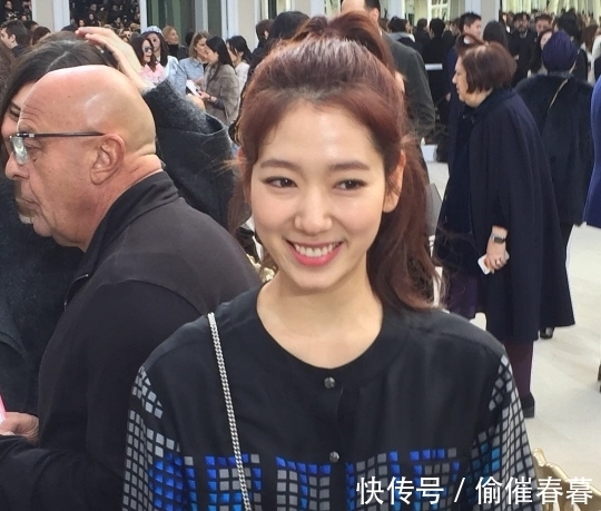 蓬松|韩国女生都是怎样扎马尾的?掌握这3点你也可以扎出人气马尾!