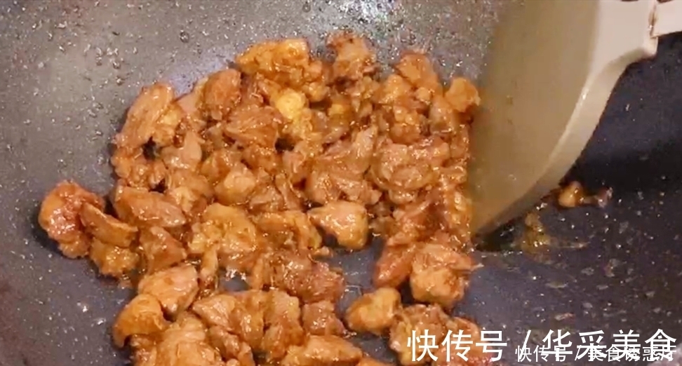 孜然粉|秋天,要多吃此肉,比猪肉滋补比牛肉鲜嫩,降秋燥不咳嗽,特解馋
