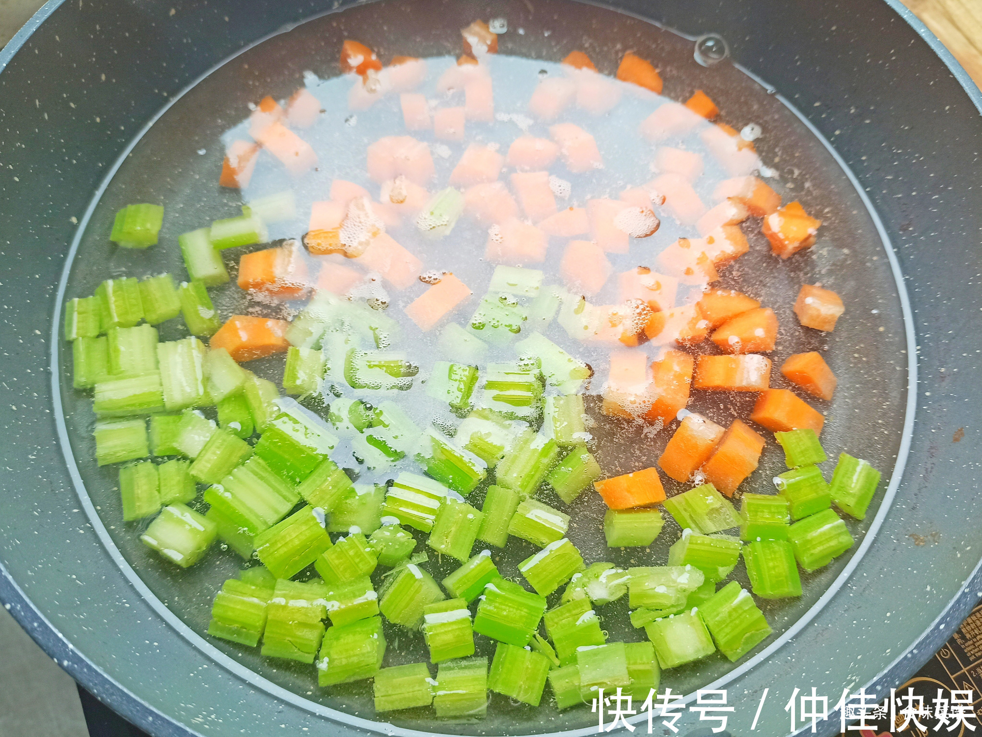 凉水|除夕夜年夜饭,6道凉拌菜要收藏,清爽又解腻,学会做给家人们吃
