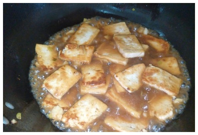 豆腐这样做,香嫩又入味,上桌家人都爱吃,不妨做来试试