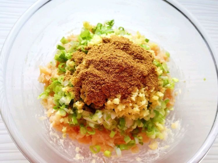 冬天吃饺子别错过此馅，味道鲜香营养多，我家孩子很爱吃