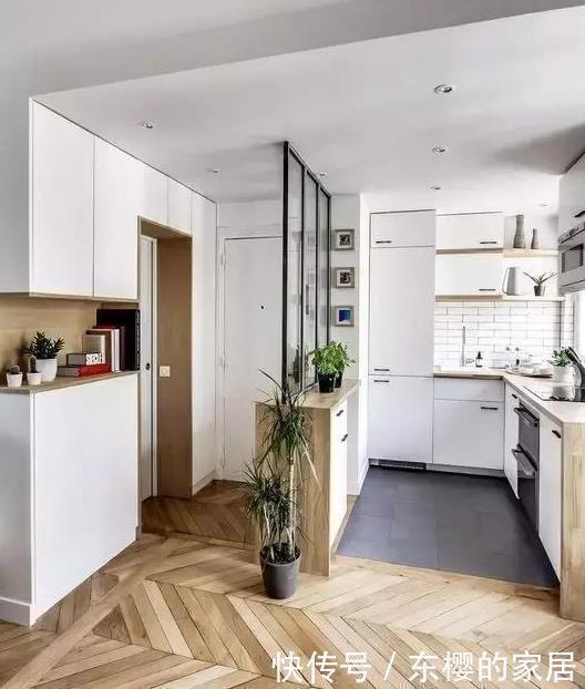 嫂子家|今天嫂子家乔迁设宴,一进门就懵了,这样设计很赞,拍给你们学学