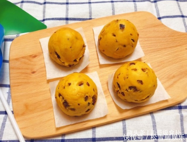 玉米面窝窝头的做法|秋后我家的主食,坚持每天吃点,滋养脾胃营养高,香软味道佳