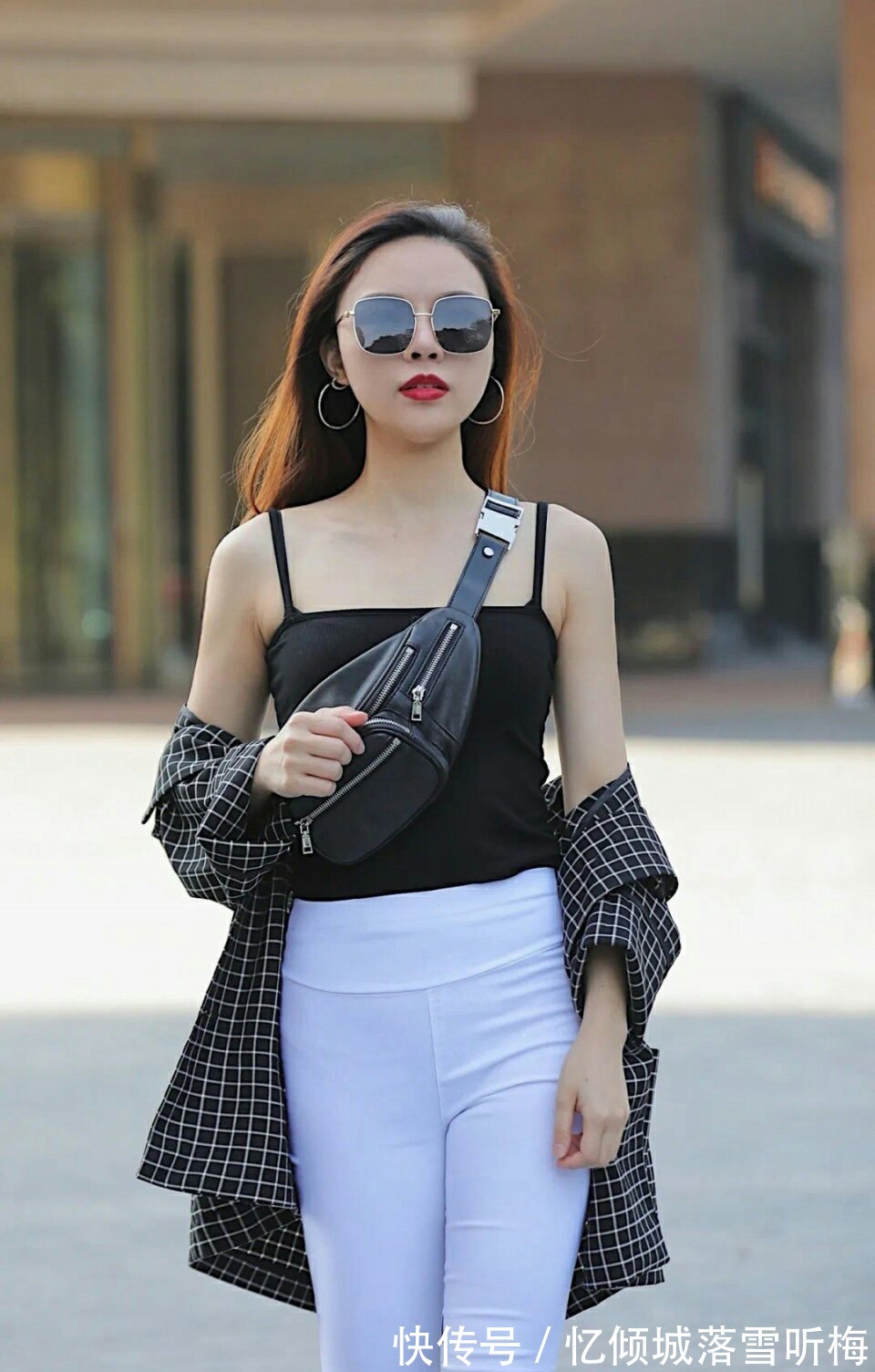 个性|简单个性又帅气,这样穿搭你也能展现出自信出众的美