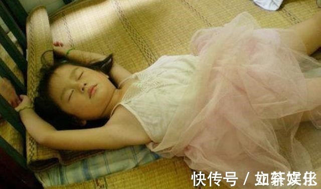 性格|宝宝的这4种睡姿,暗示着宝宝的内在“性格”,是第一种的恭喜你