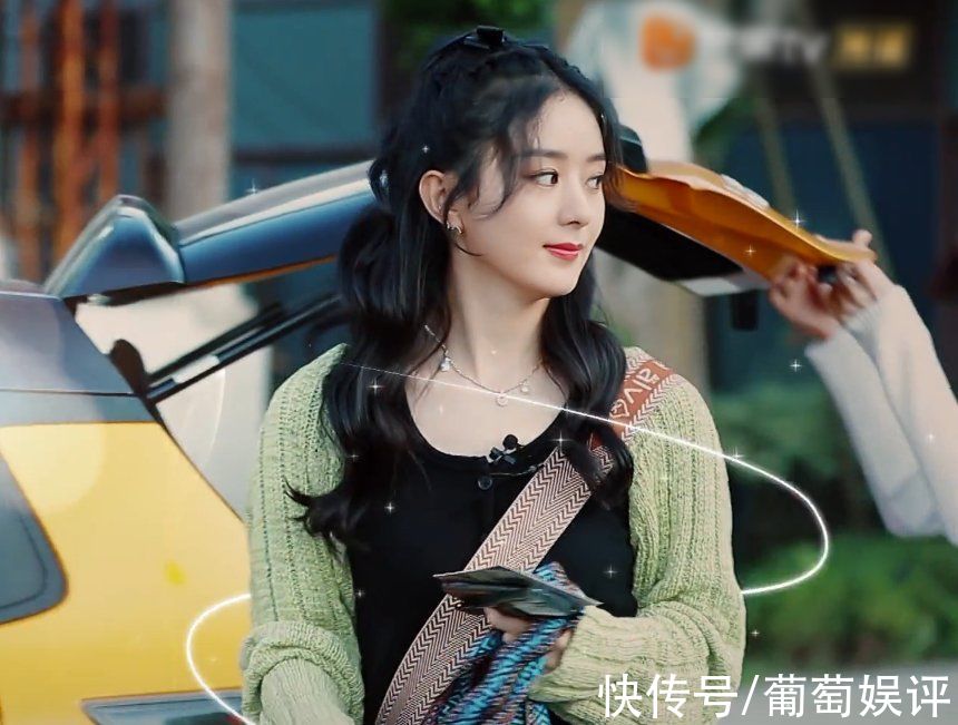 趙麗穎|趙麗穎回歸《中餐廳5》，黃曉明反應(yīng)太搶鏡，兩人關(guān)系如何很顯然