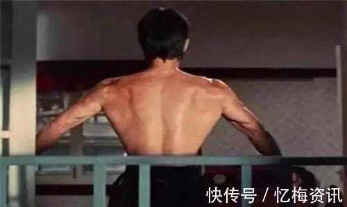 基本中国拳法|拳王泰森为何说李小龙是“杀手”,看他的训练方法,你就全明白了