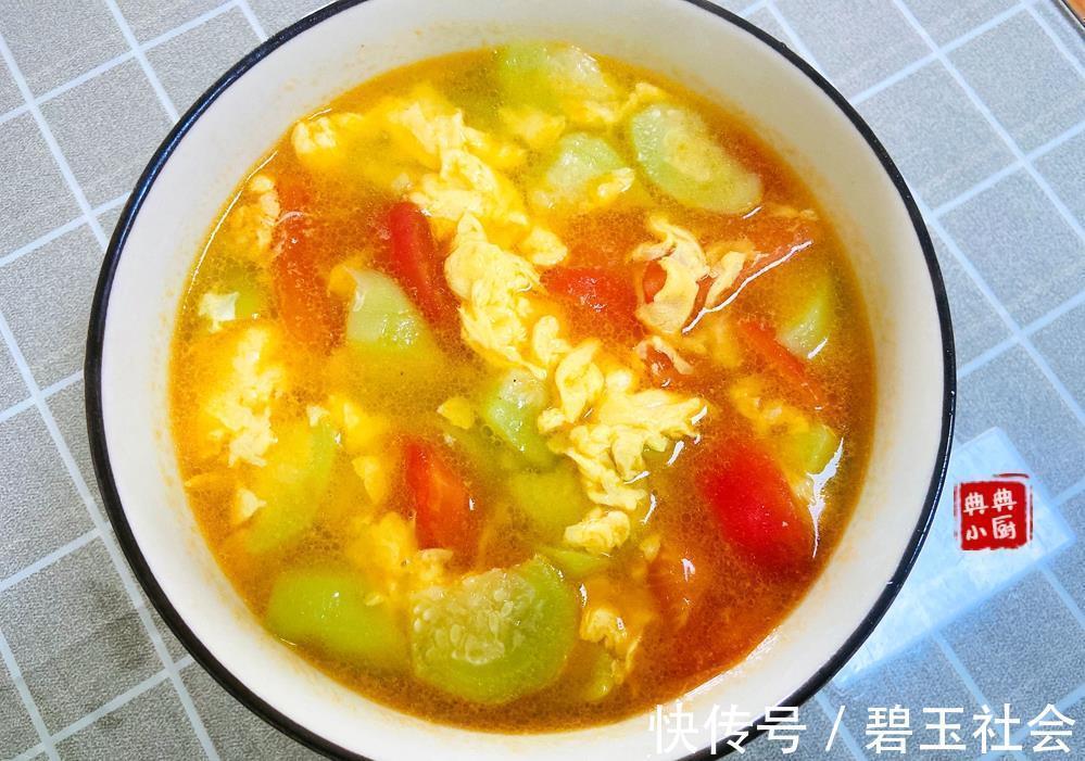 一日三餐|全职妈妈是没有假期的,暑假在家,两菜一汤搞定一餐