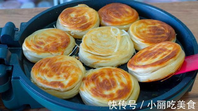 切丝器|盘丝饼家庭制作,卷一卷,抻一抻,满口酥香,放凉了也好吃,超爱