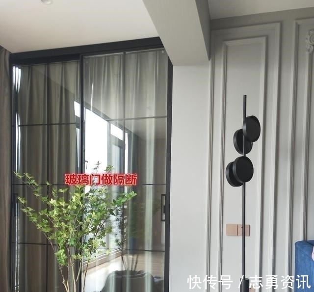 空调外机|拥有改善型阳台,做三分离式布局很合理,左边晾晒,右边改功能房