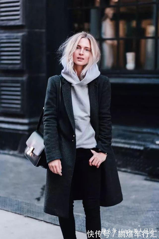 卫衣 四十岁女人穿黑色大衣怎么搭配好看?这样穿时尚优雅,美出新高度
