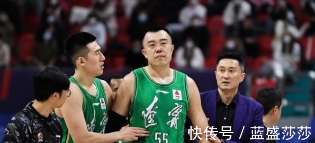 cb好脾气的韩德君为何引爆冲突细节被肘出血，与威姆斯挥拳相向！