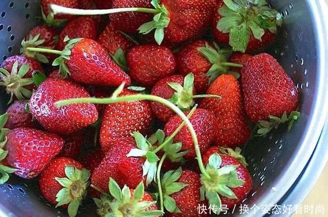  小编|买草莓时，看到这“4种”千万不要买，老板我从来不让家人吃